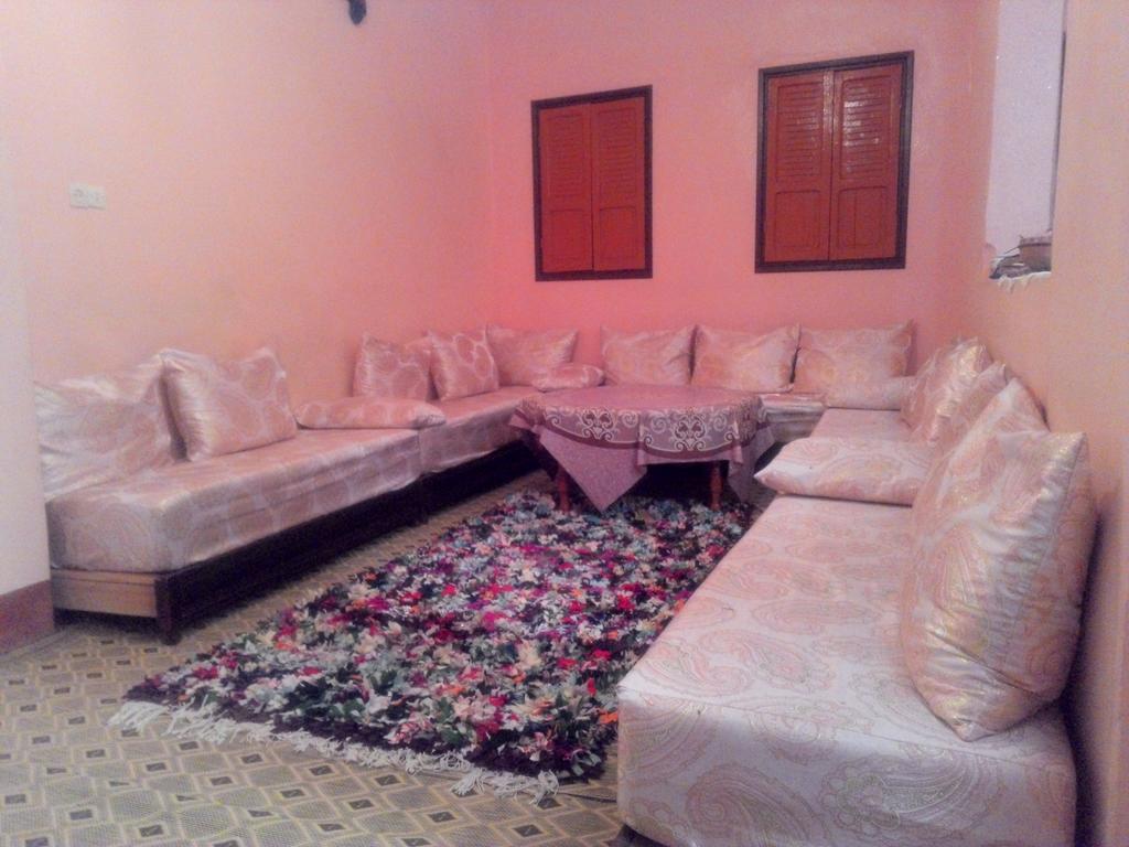 Maison D'Hotes Chez Souad Taliouine Rum bild